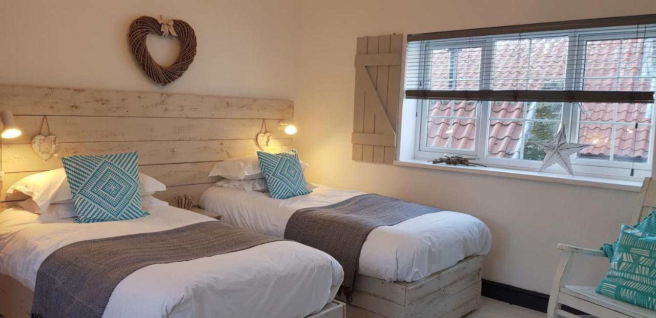 The Hideaway Villa Whitby Ngoại thất bức ảnh